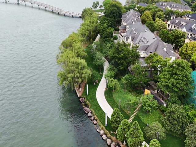 精品工程：金鸡湖环湖路工程