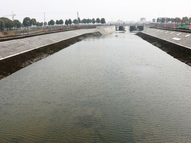精品工程：阳澄湖中西湖河道工程