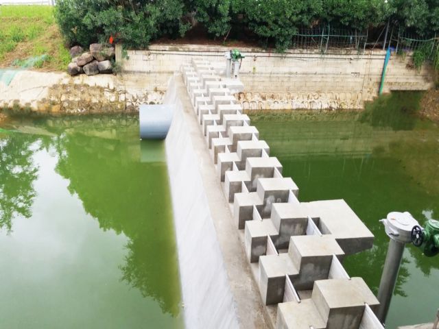 精品工程：金鸡湖30号河堰